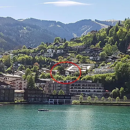 Fuchslehen With Terrace And Mountain View By In One Zell am See