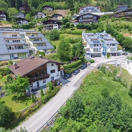 Fuchslehen With Terrace And Mountain View By In One Apartment Zell am See